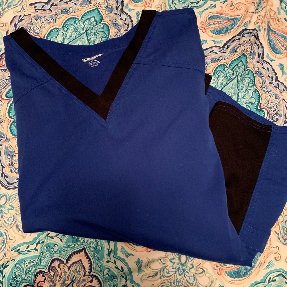 2x Navy Scrubstar scrub Top